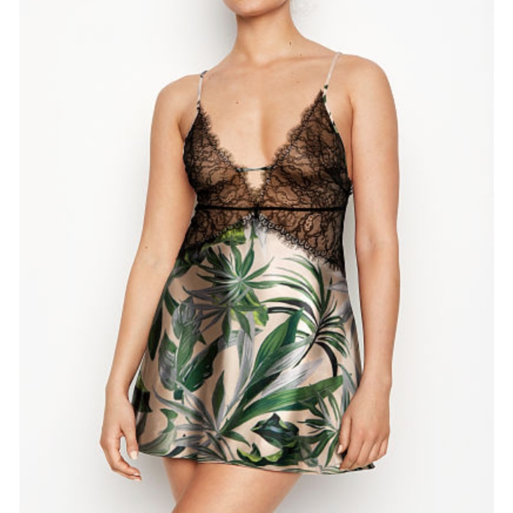 Victoria's secret slip